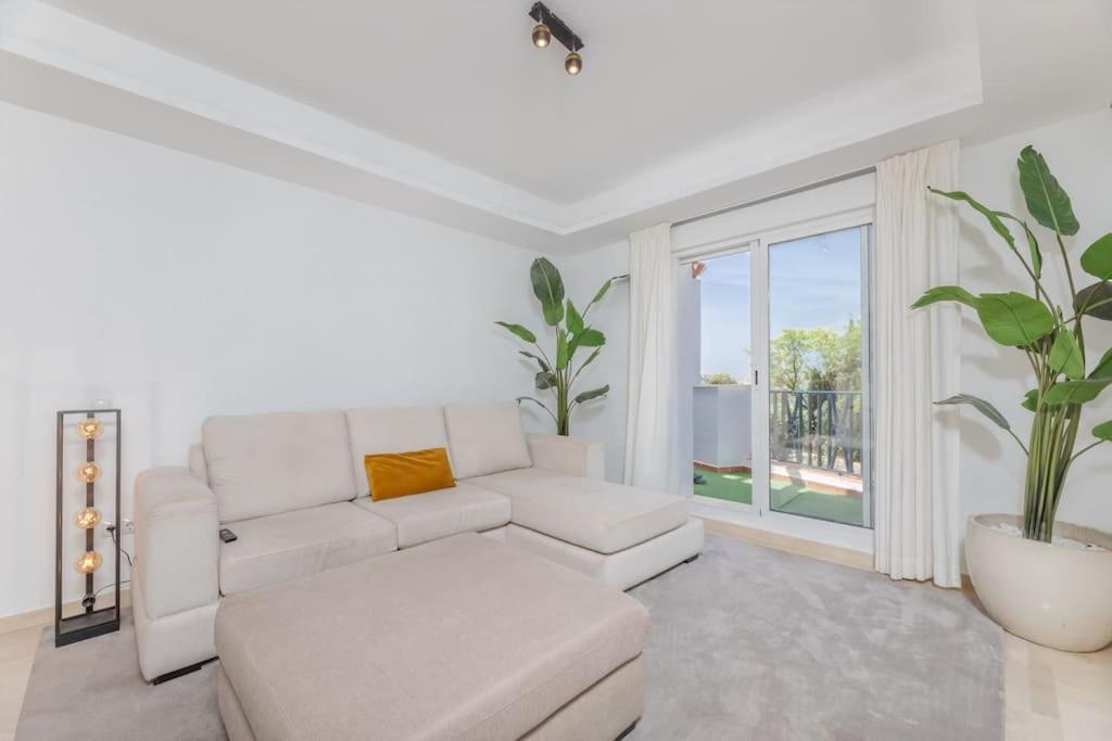 Great Location 2 Pools At Aloha Royal Rdr385 *