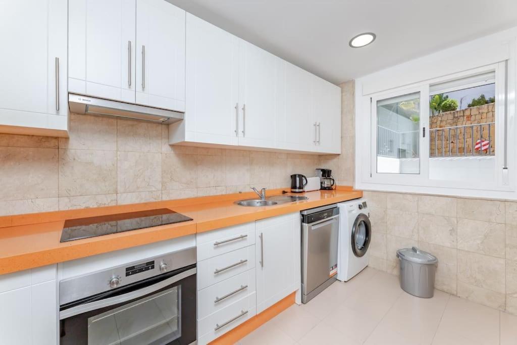 Great Location 2 Pools At Aloha Royal Rdr385 Apartamento